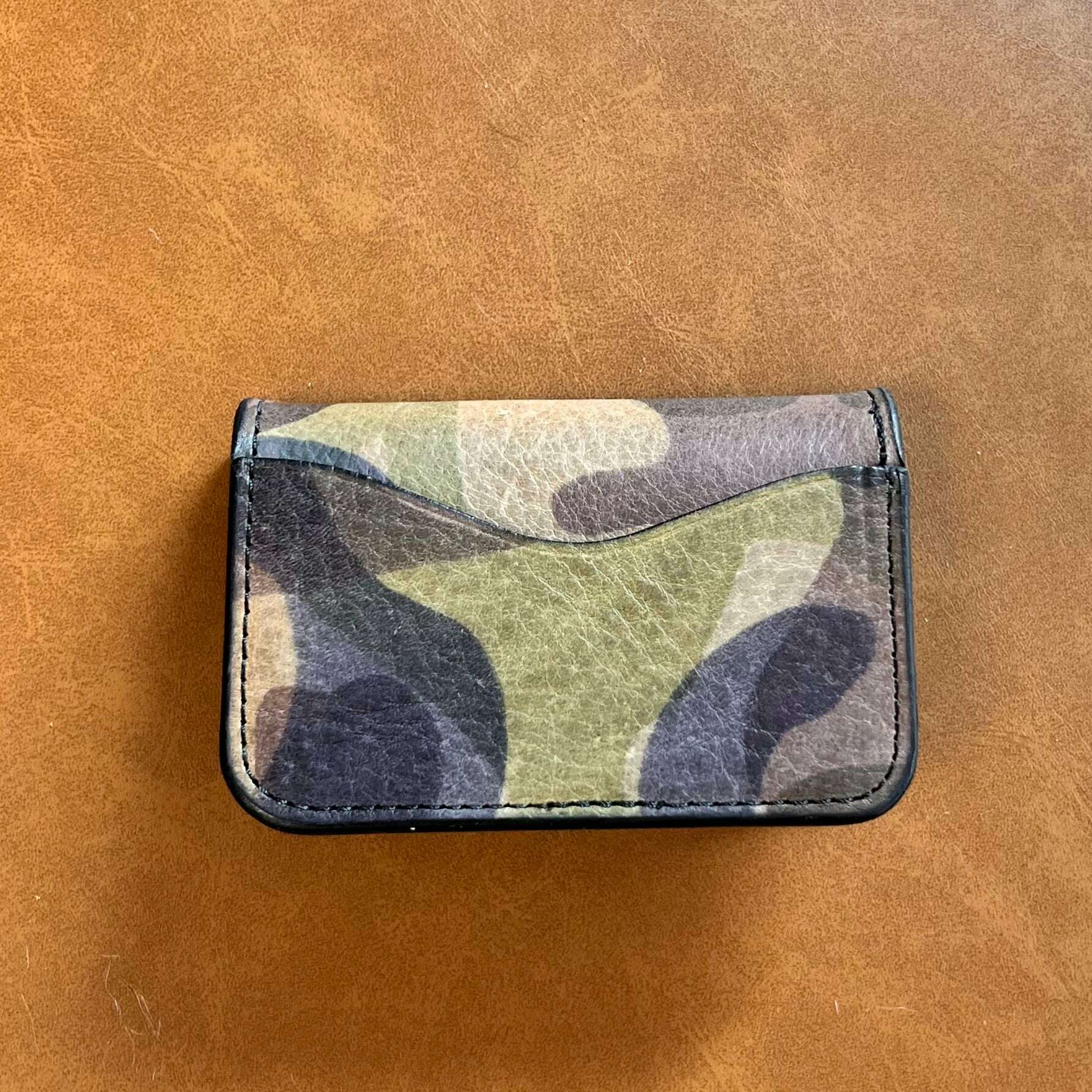 odin-morgan-3-pocket-bi-fold-wallet_wallets-35933687