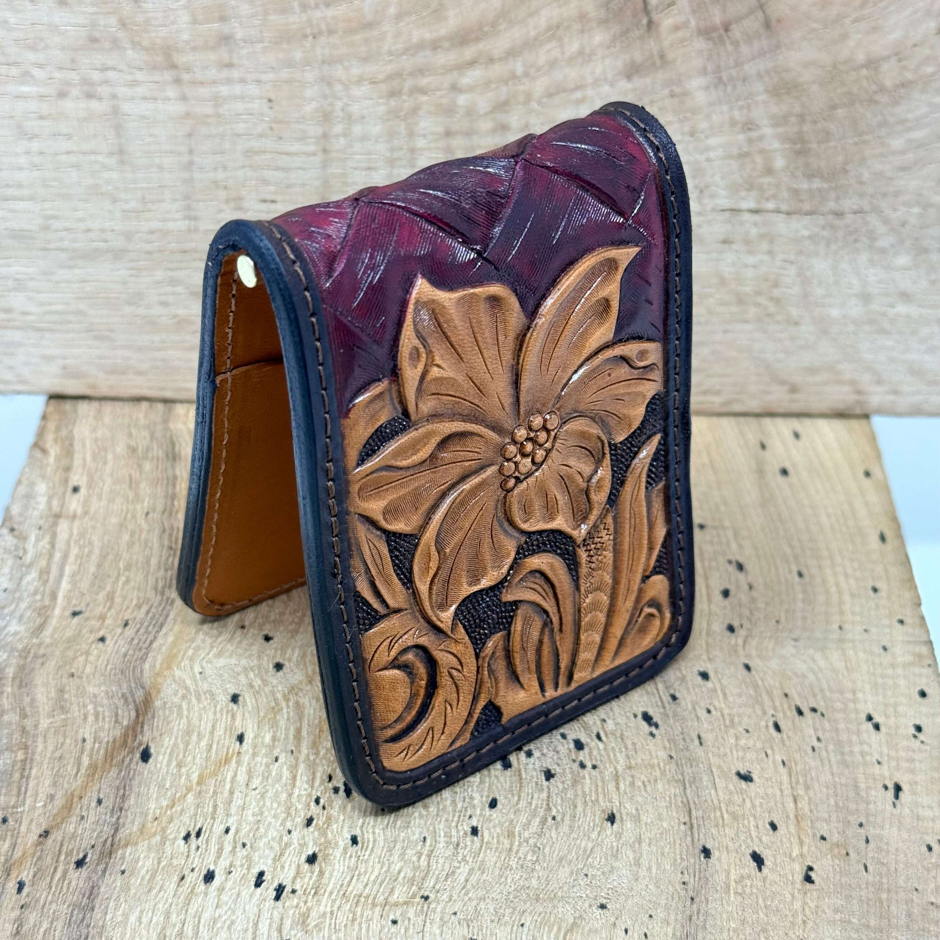 odin-rancher’s-wallet-–-range-flower-burgundy-0102_tool-sheaths-35934129