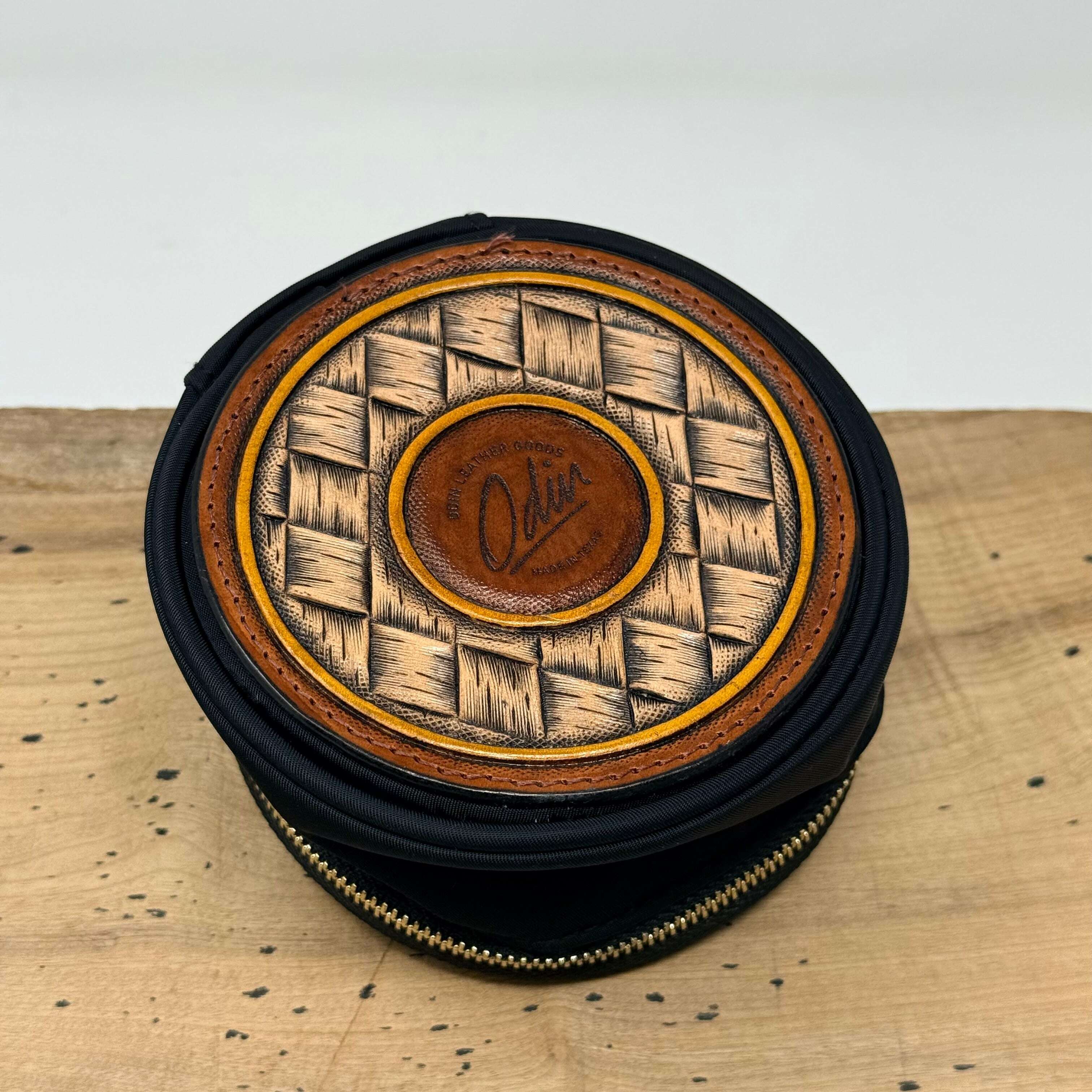 odin-tooled-jewelry-pouch-–-0201_tool-sheaths-35934149