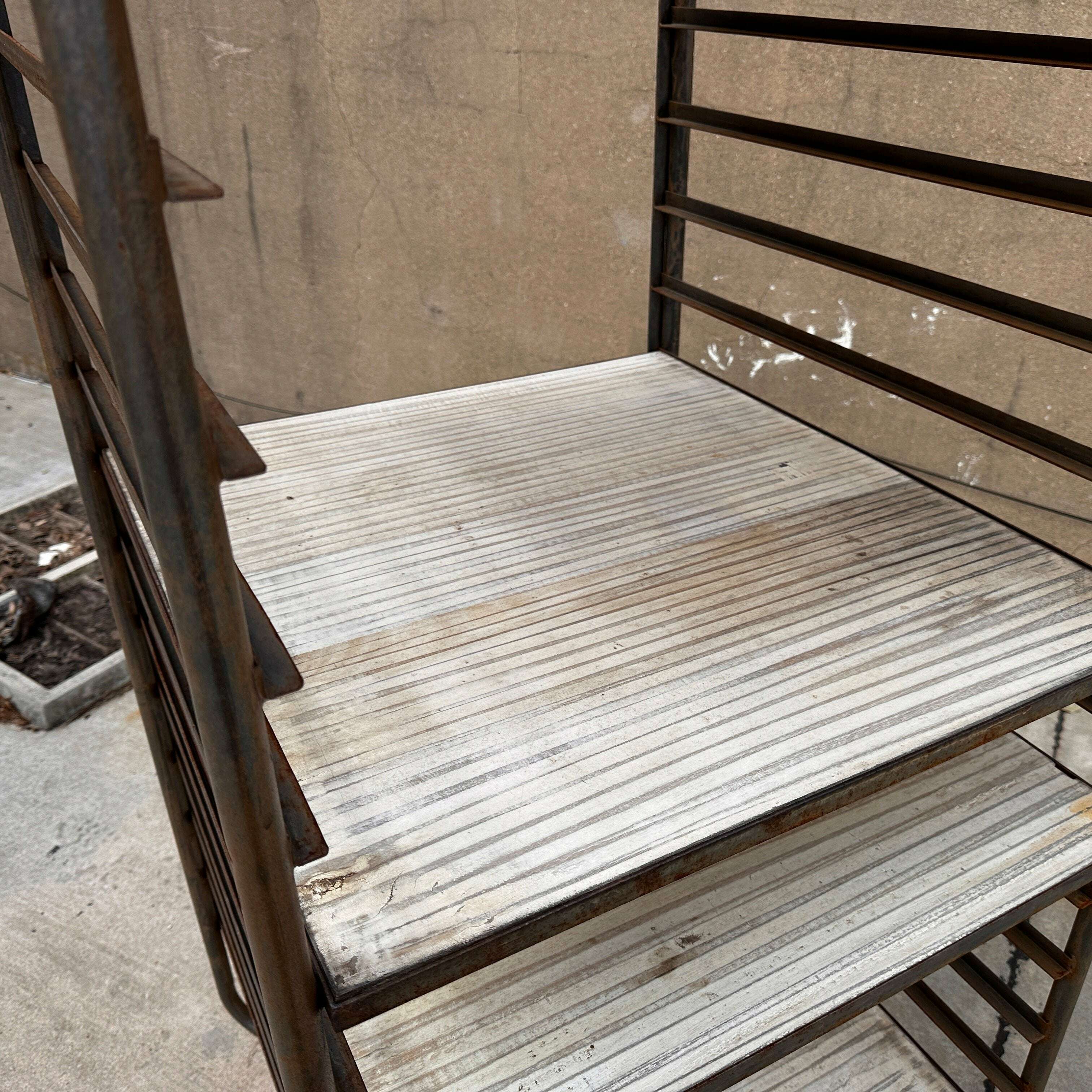 odin-vintage-bakers-racks-work-holding-rack_equipment-35933916