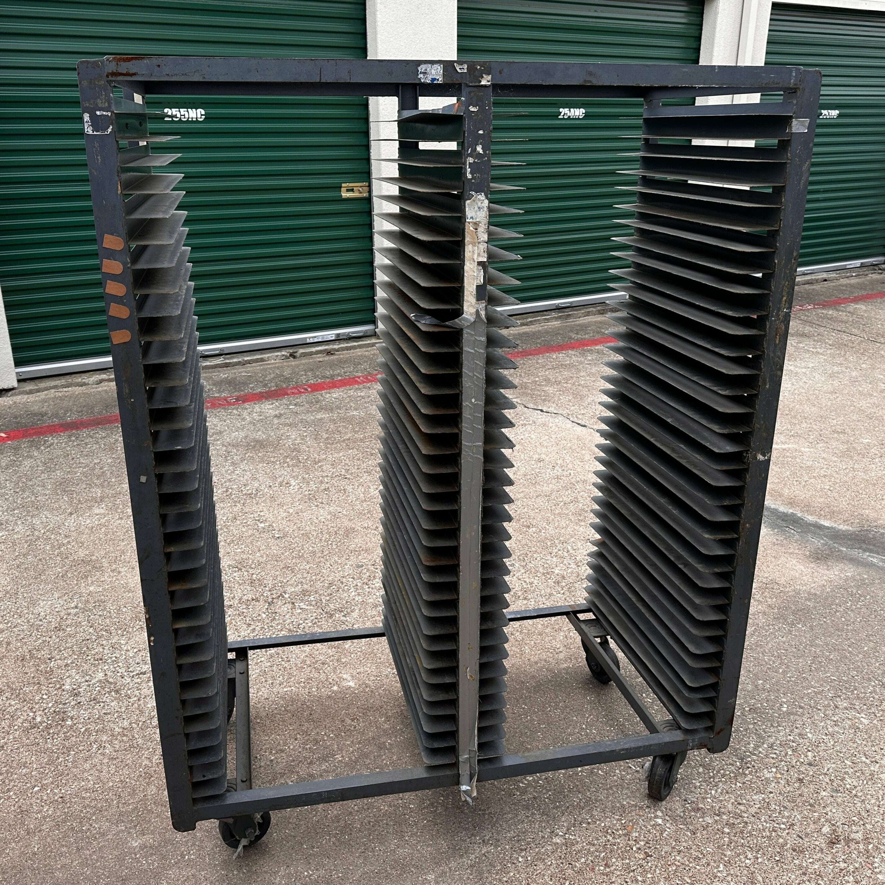 odin-industrial-work-holding-racks-bakers-racks_equipment-35933914