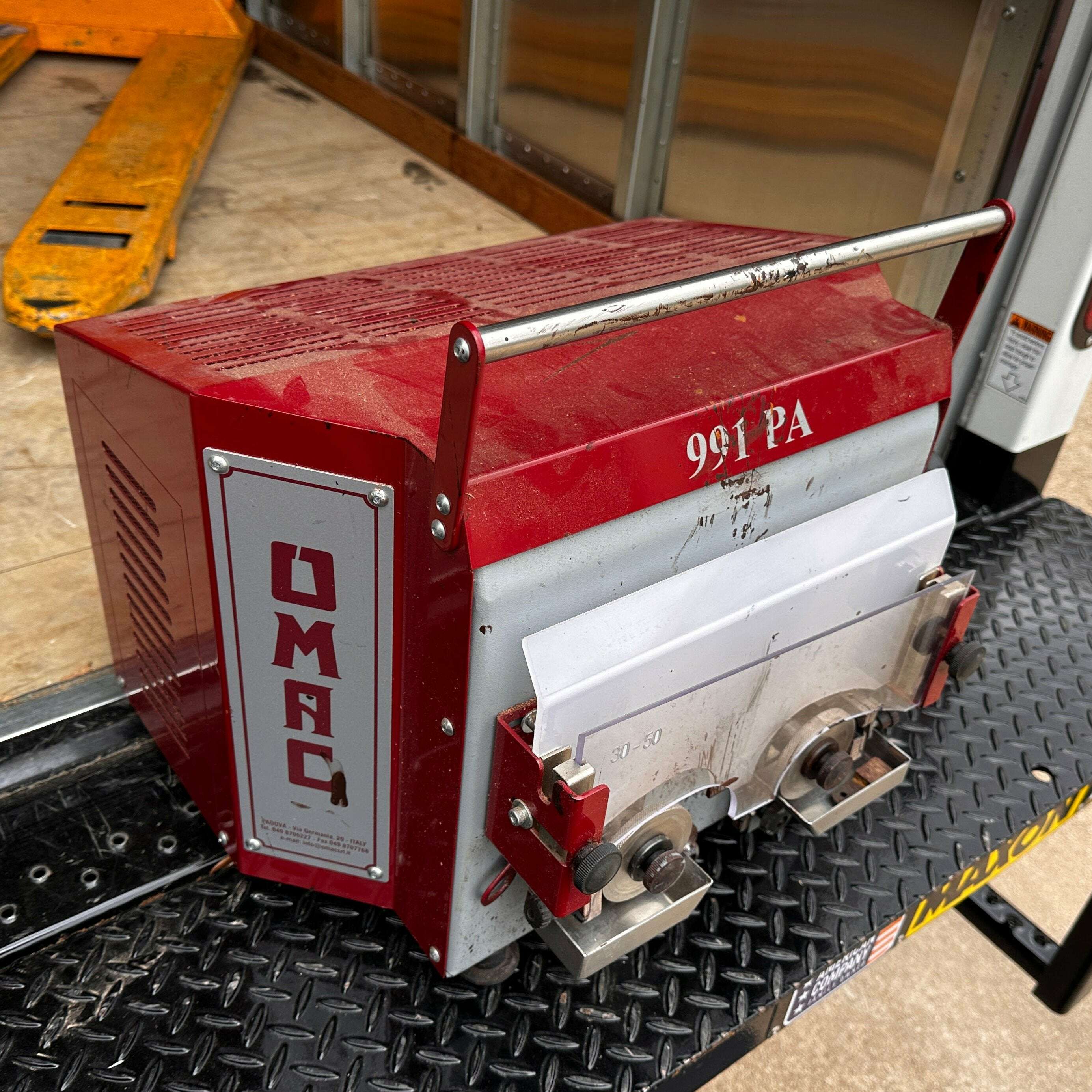 odin-coming-soon-omac-991-pa-dual-head-edge-paint-applicator_equipment-35933907