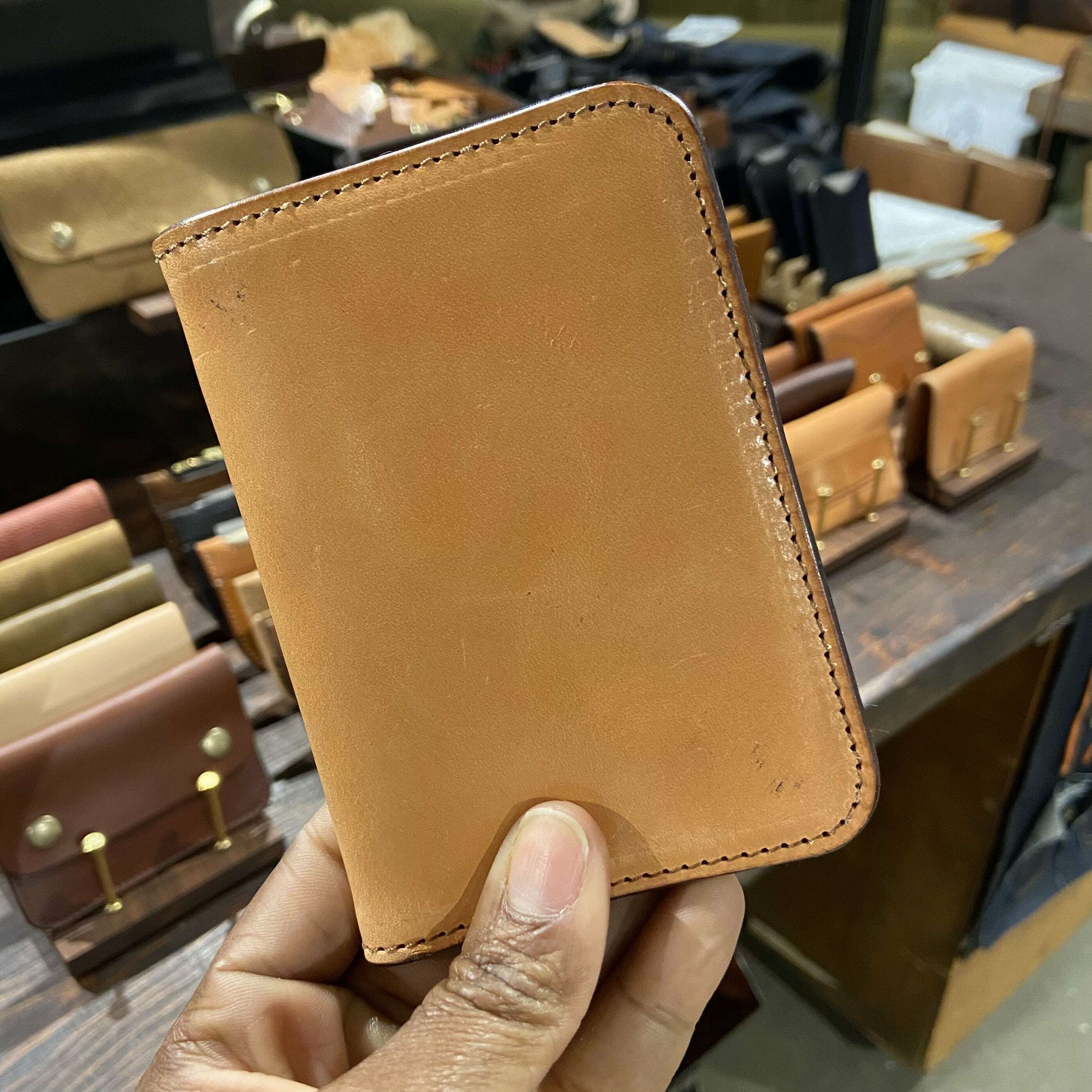Laten Mid-Size Bifold Wallet