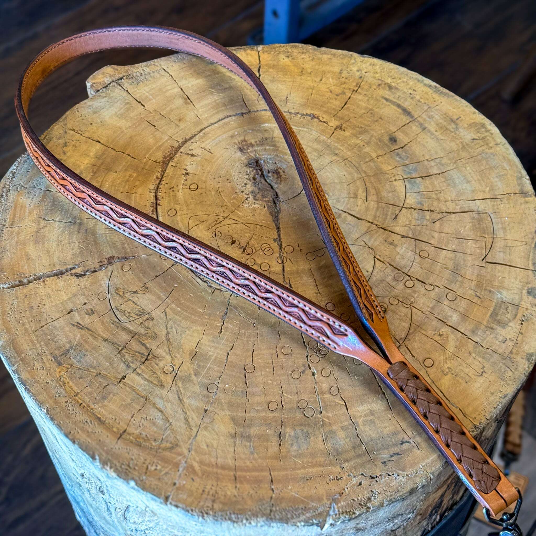 odin-hand-tooled-neck-lanyard_accessories-35934282