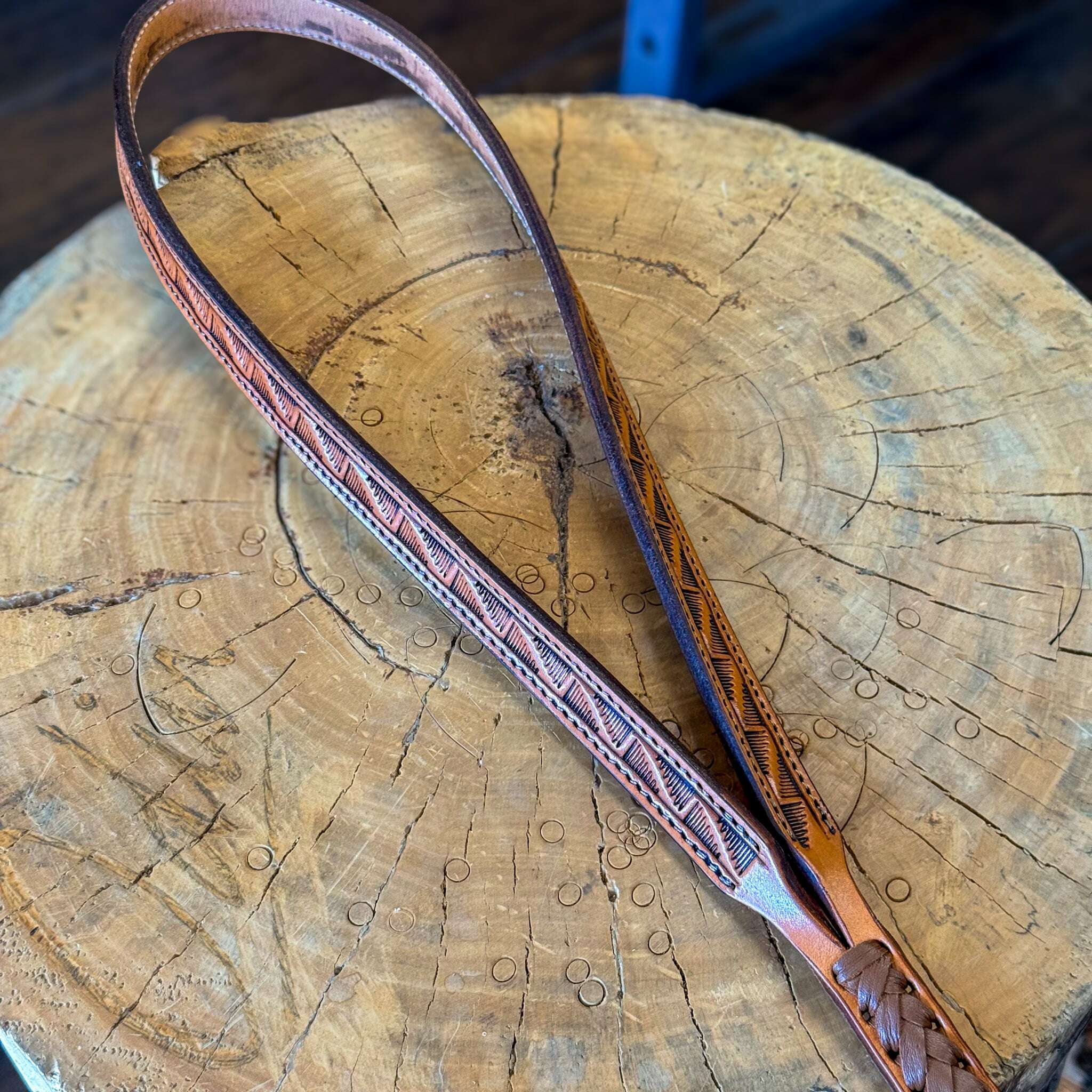 odin-hand-tooled-neck-lanyard_accessories-35934283