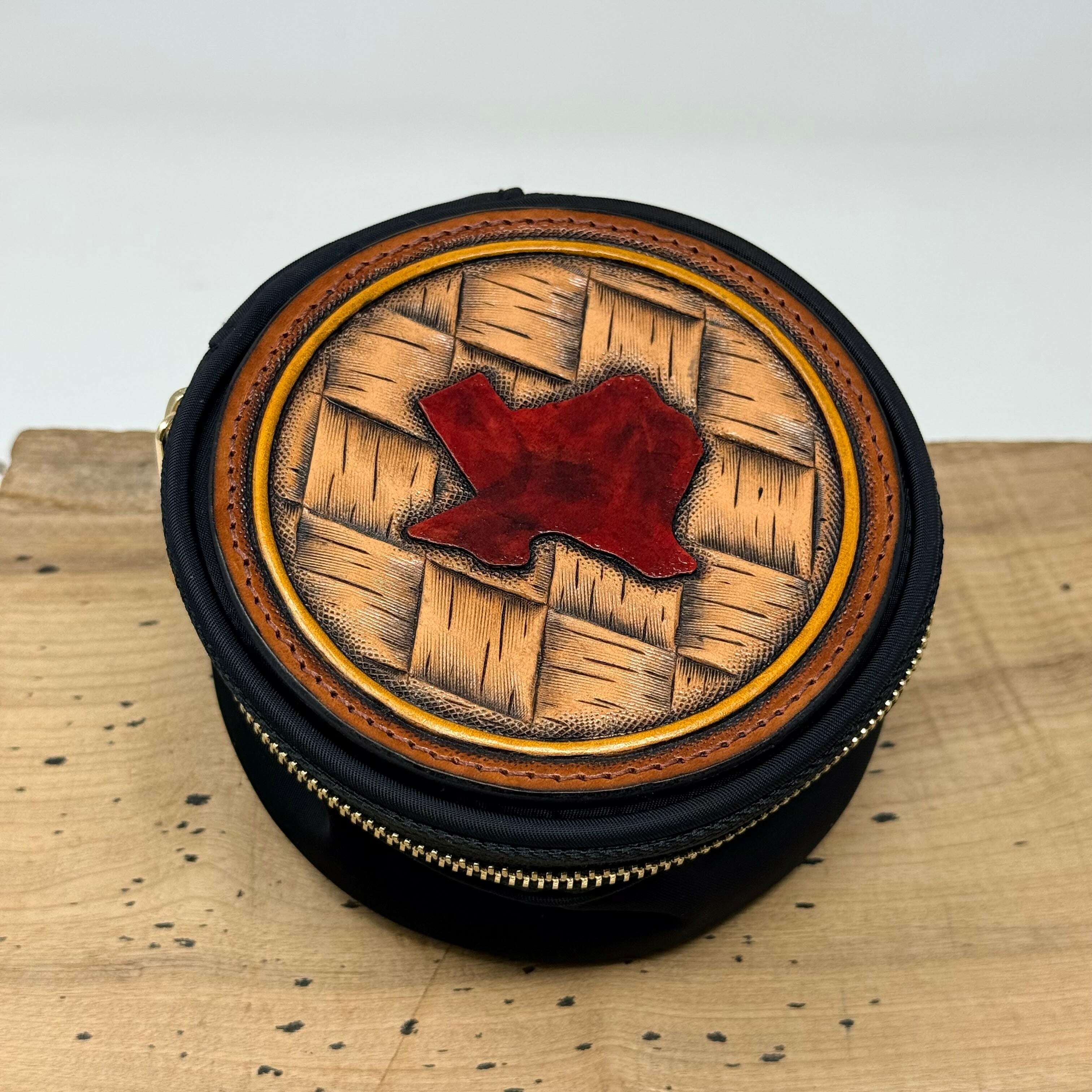 odin-tooled-jewelry-pouch-–-0201_tool-sheaths-35934147