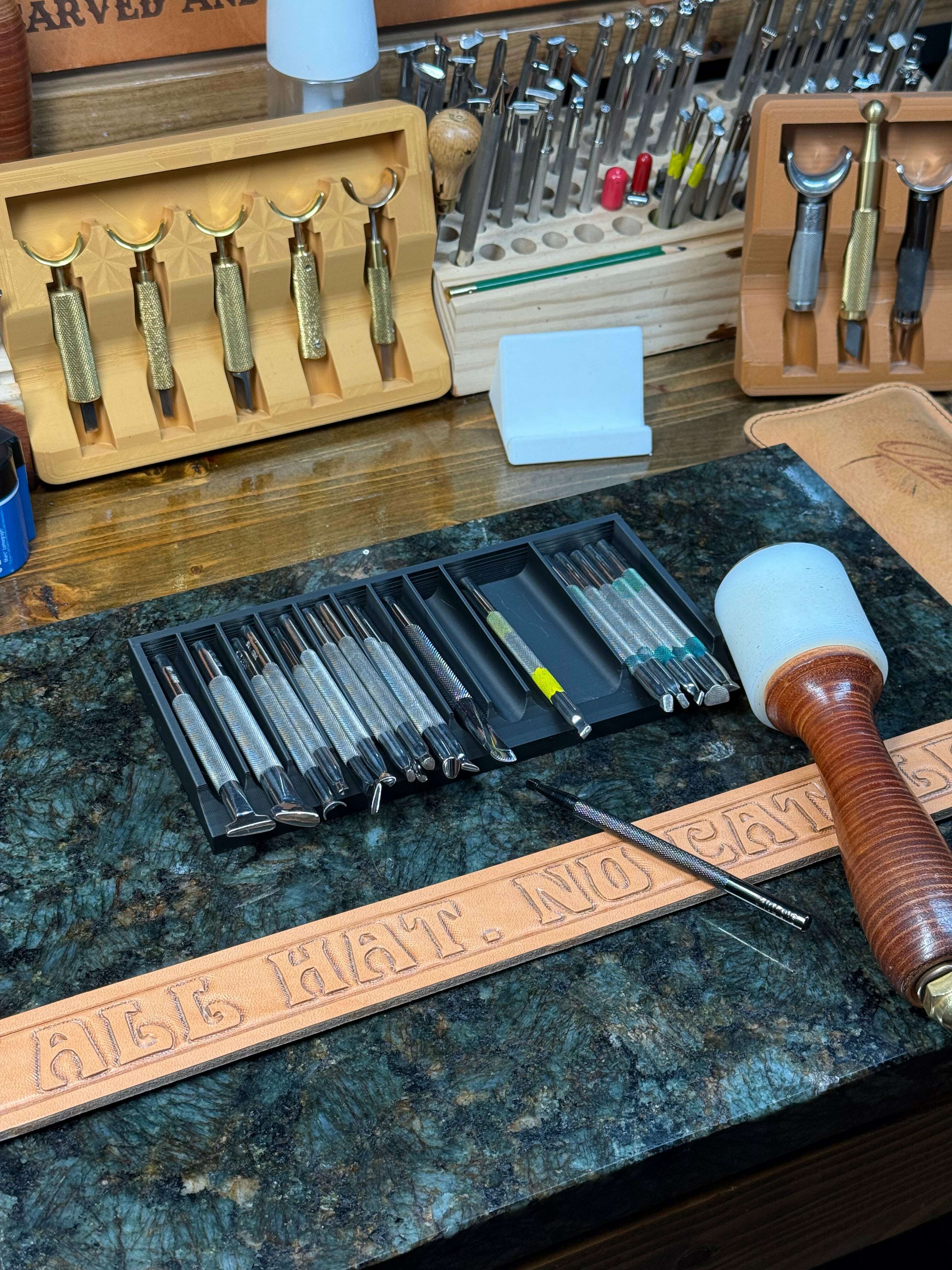 odin-on-stone-quick-access-stamping-tool-tray_workshop-tools-35934028