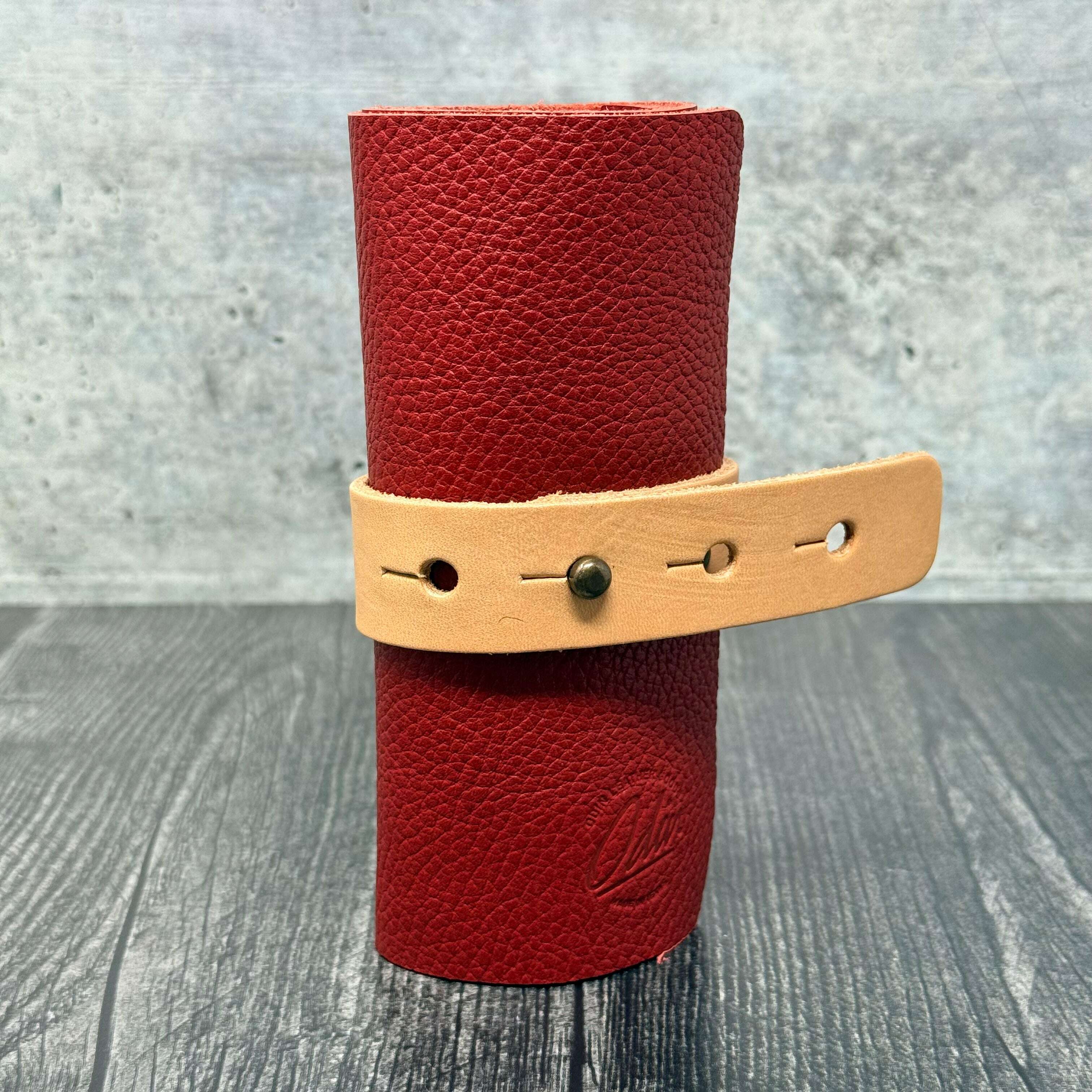 odin-charging-cable-tool-roll_lifestyle-35933631