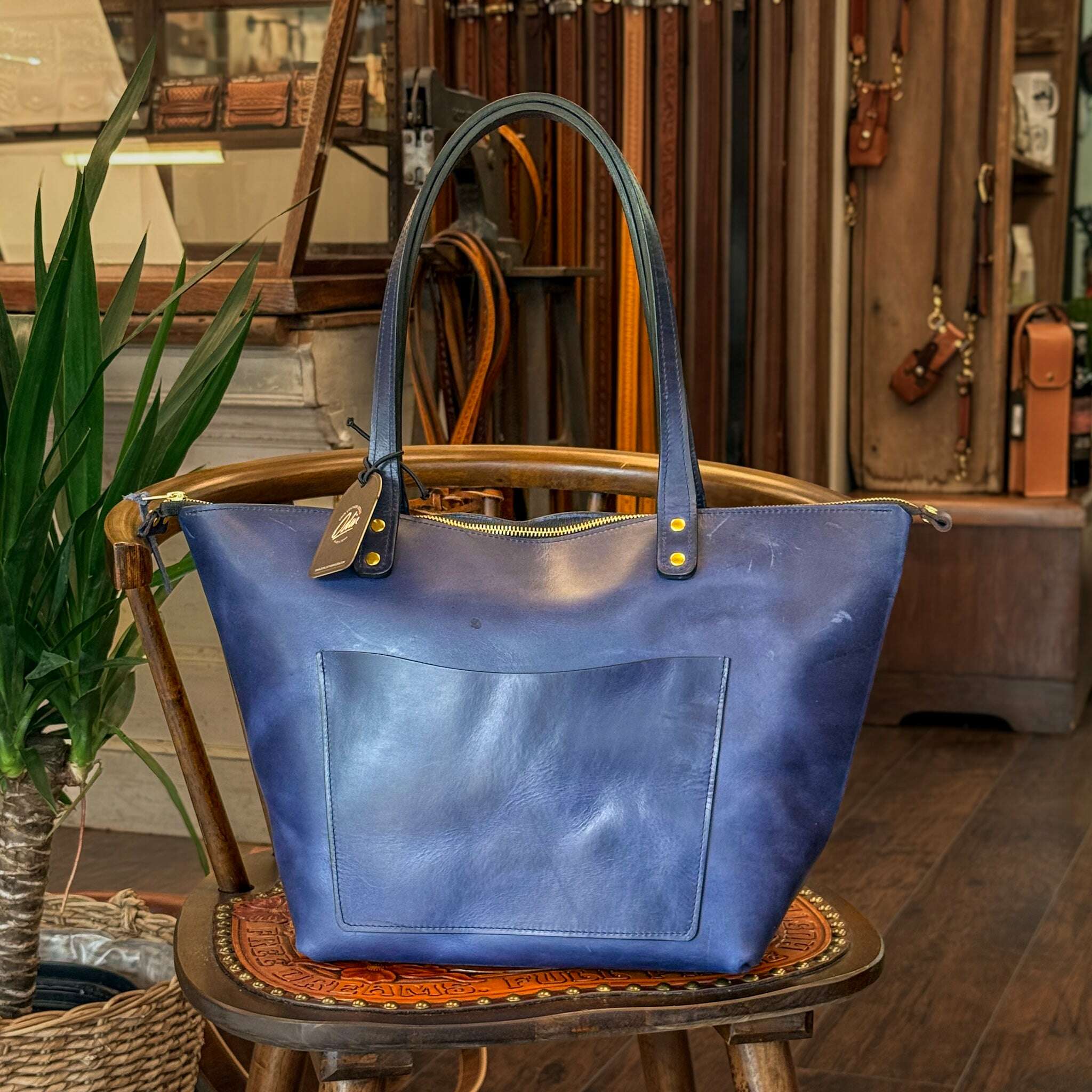 odin-larissa-tote---traveler-collection_bag-35934082