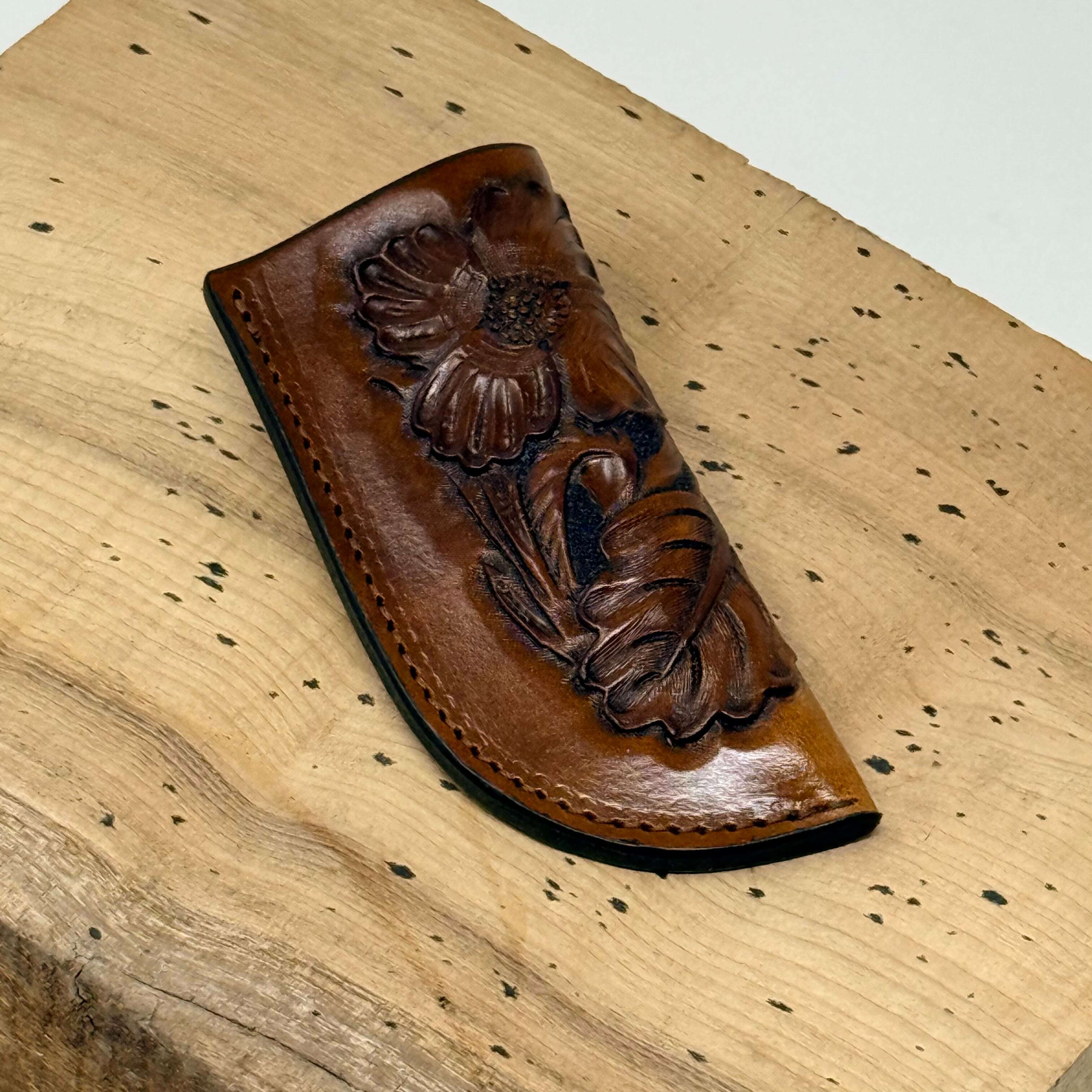 odin-tooled-buck-knife-sheath-–-western-floral-brown-005_tool-sheaths-35934121