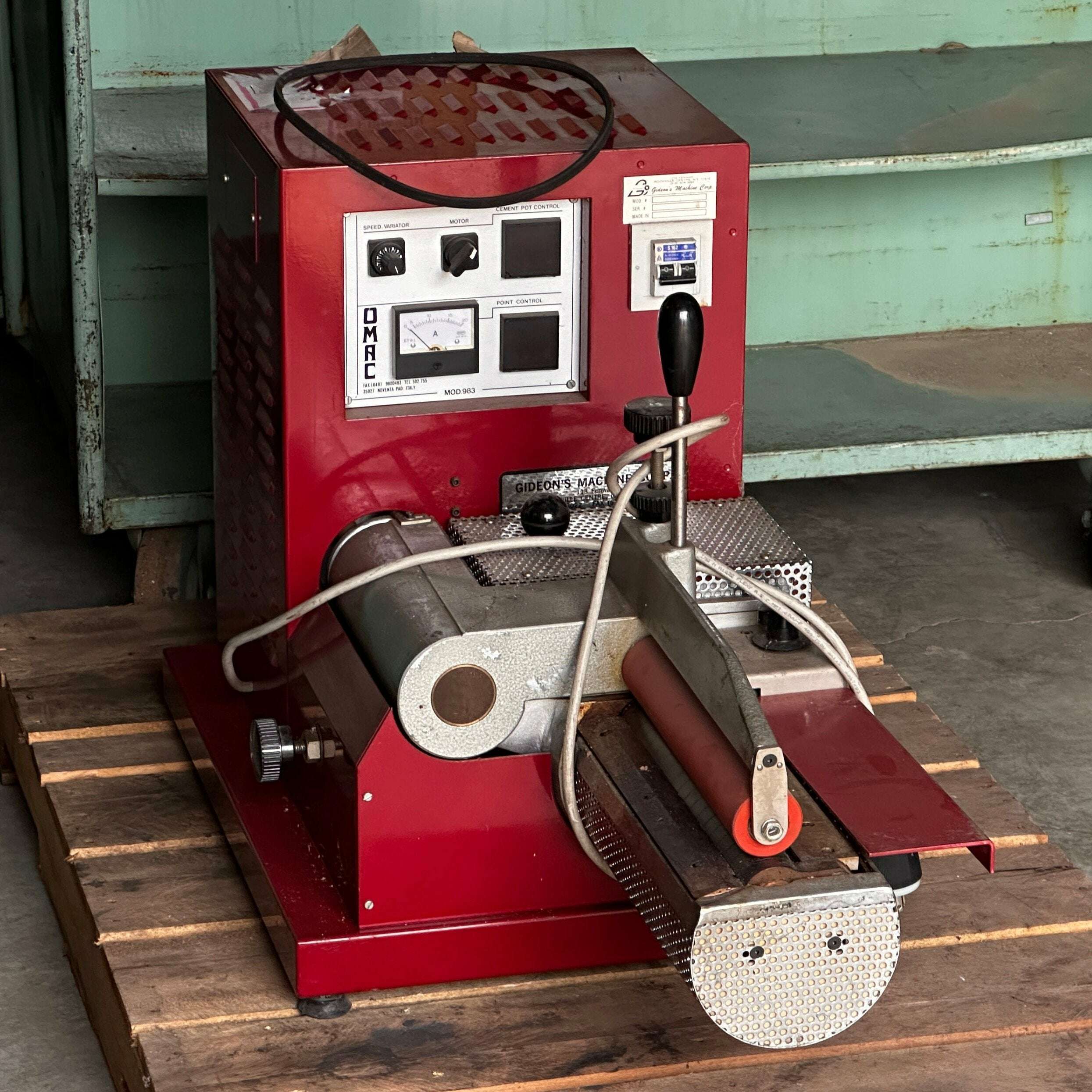 odin-coming-soon-omac-983-hot-gluing-machine_equipment-35933895