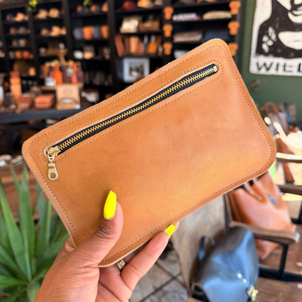 Zipper Bag - King Ranch / Russet King Ranch (ALR / CT) / Large Pouch: 10.5" x 7": Bag. Odin Leather Goods available at Odin Leather Goods