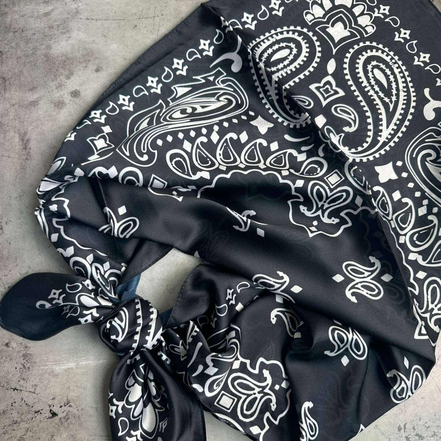 odin-silk-wild-rag_apparel-35933775