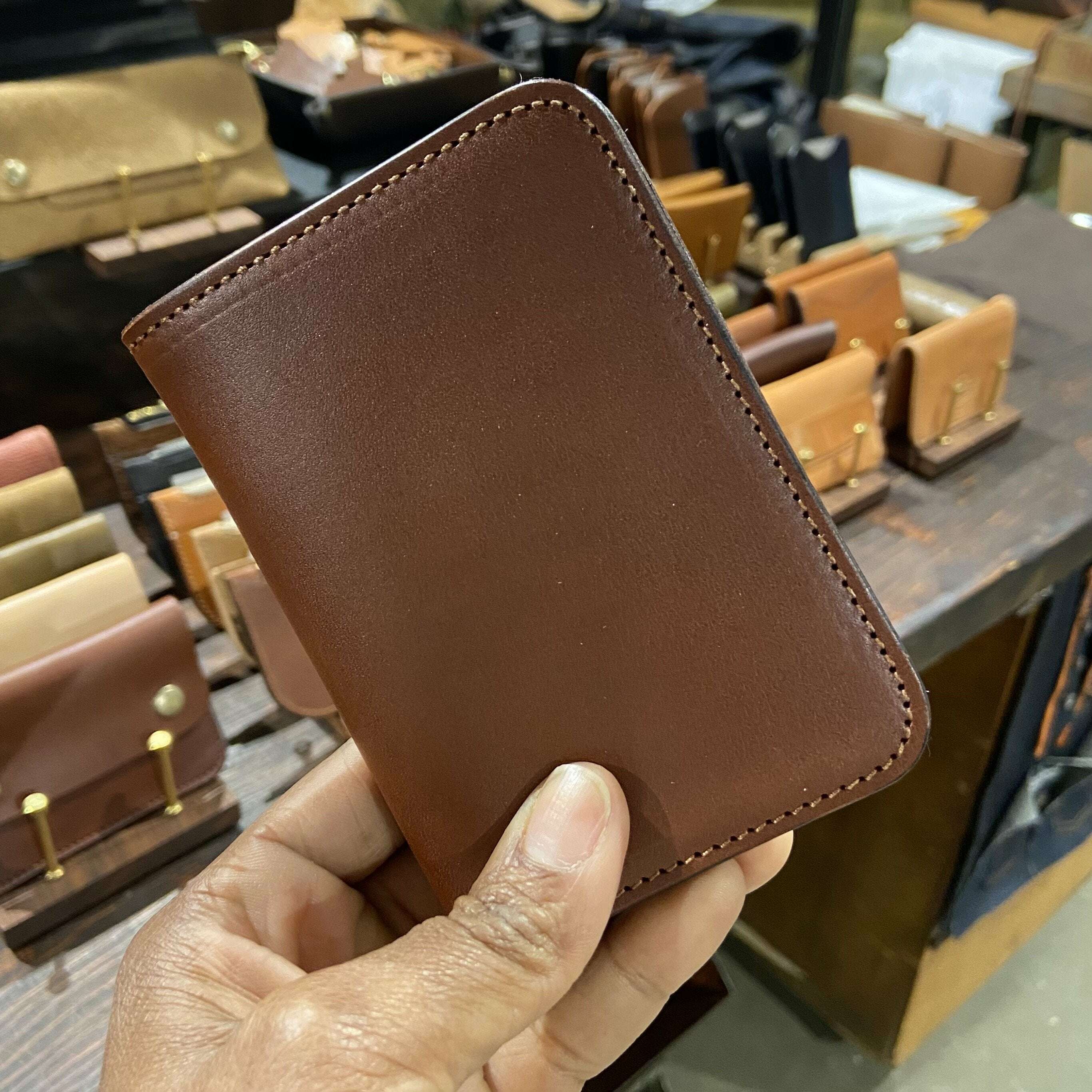 Laten Mid-Size Bifold Wallet