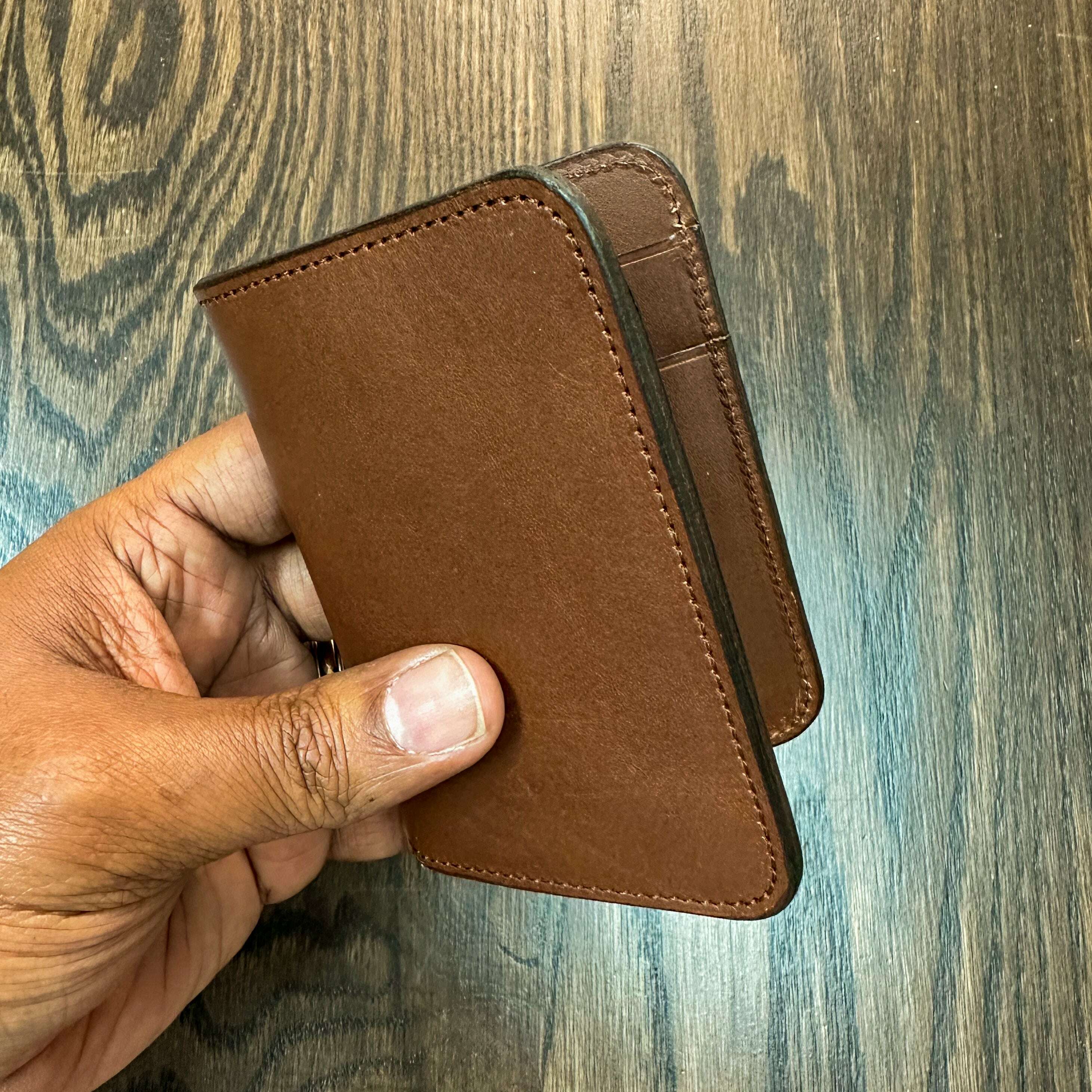 Laten Mid-Size Bifold Wallet