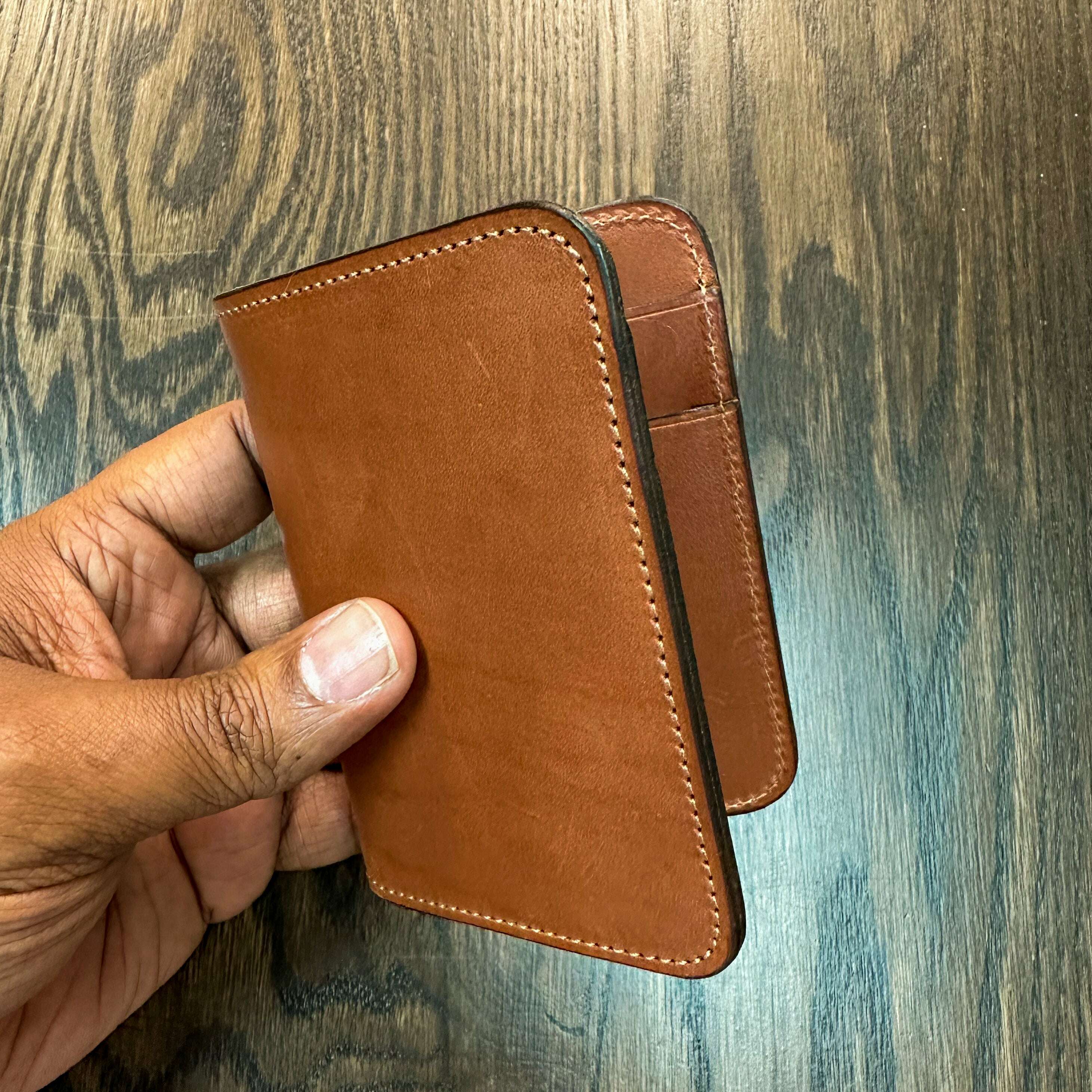 Laten Mid-Size Bifold Wallet